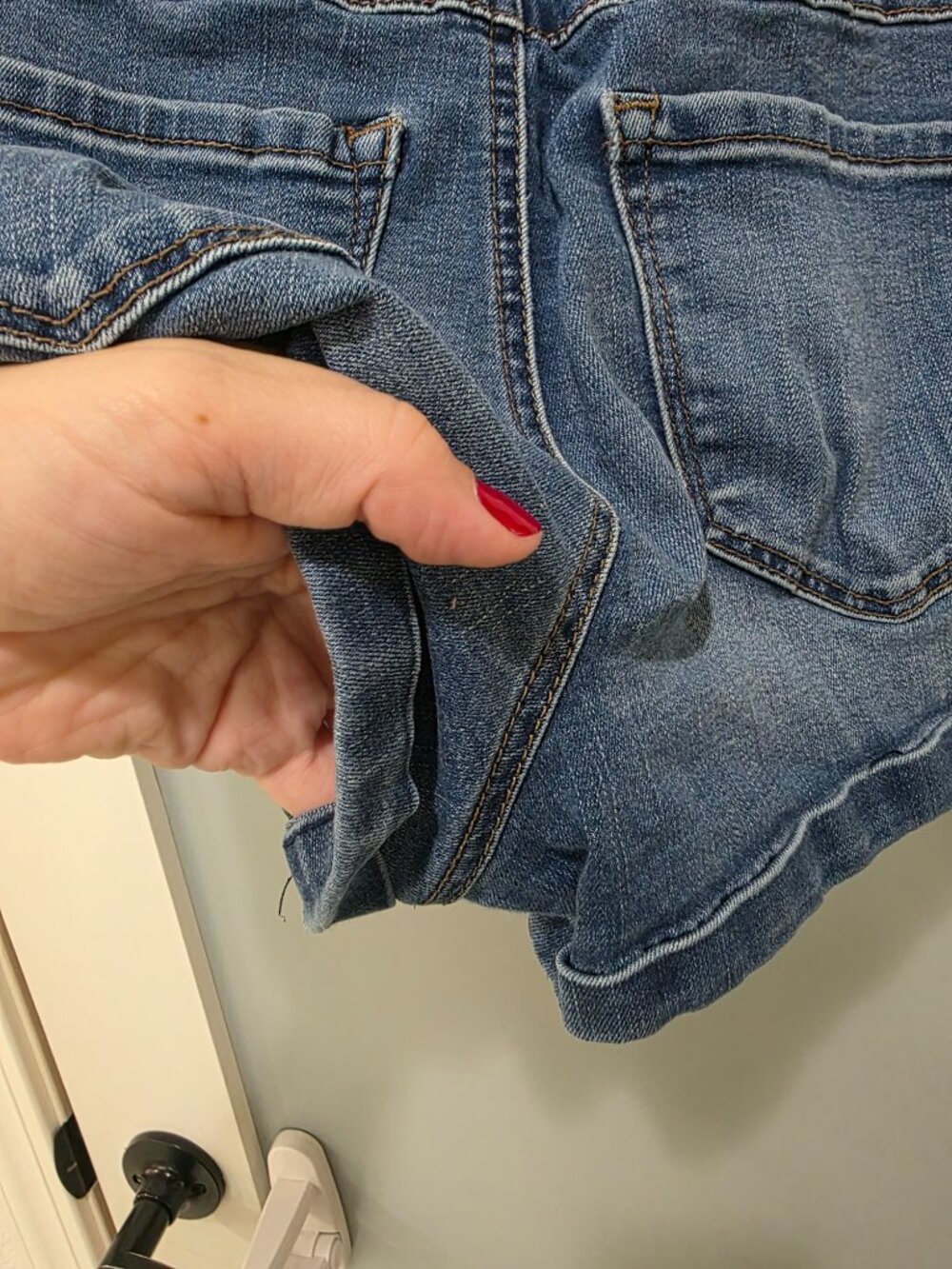 Refuge High-Rise Button Fly Jean Shorts – Size 4, Blue Denim - Picture 9 of 10